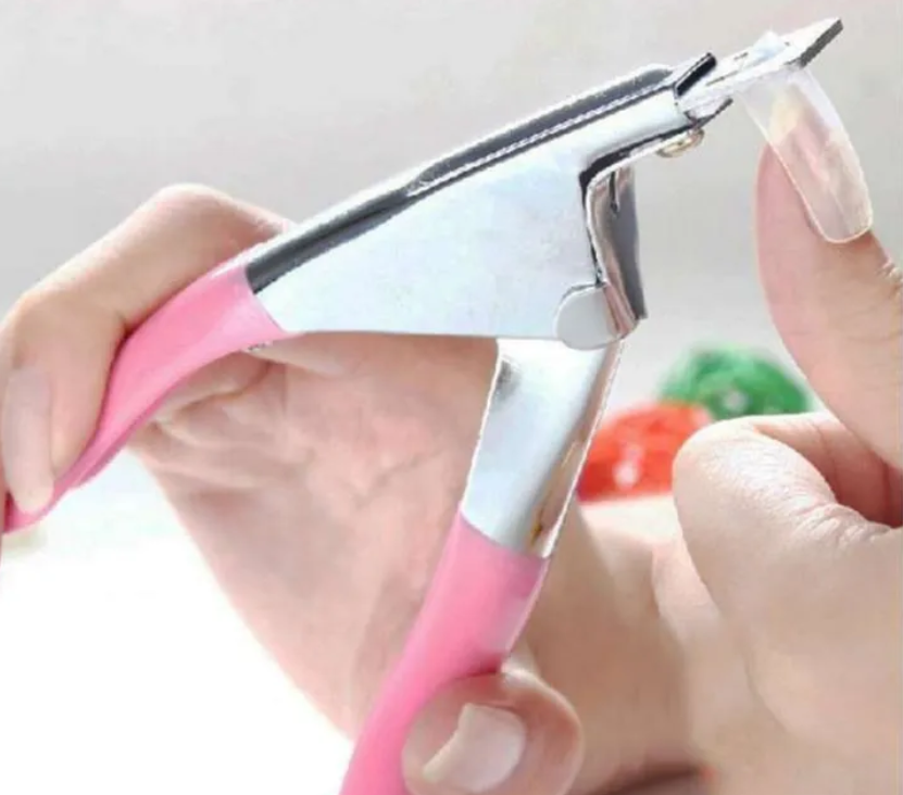 Professional Cuticle Nipper with Clasp